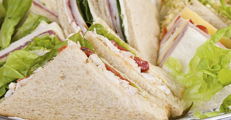 Receta del día: Sándwich de queso, pollo y champiñones