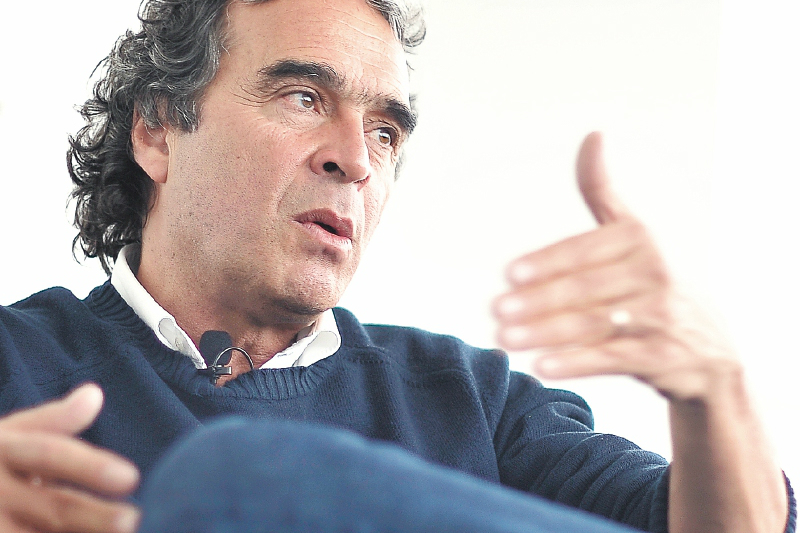 “Nuestra voz se escuchará en medio de la algarabía”: Sergio Fajardo