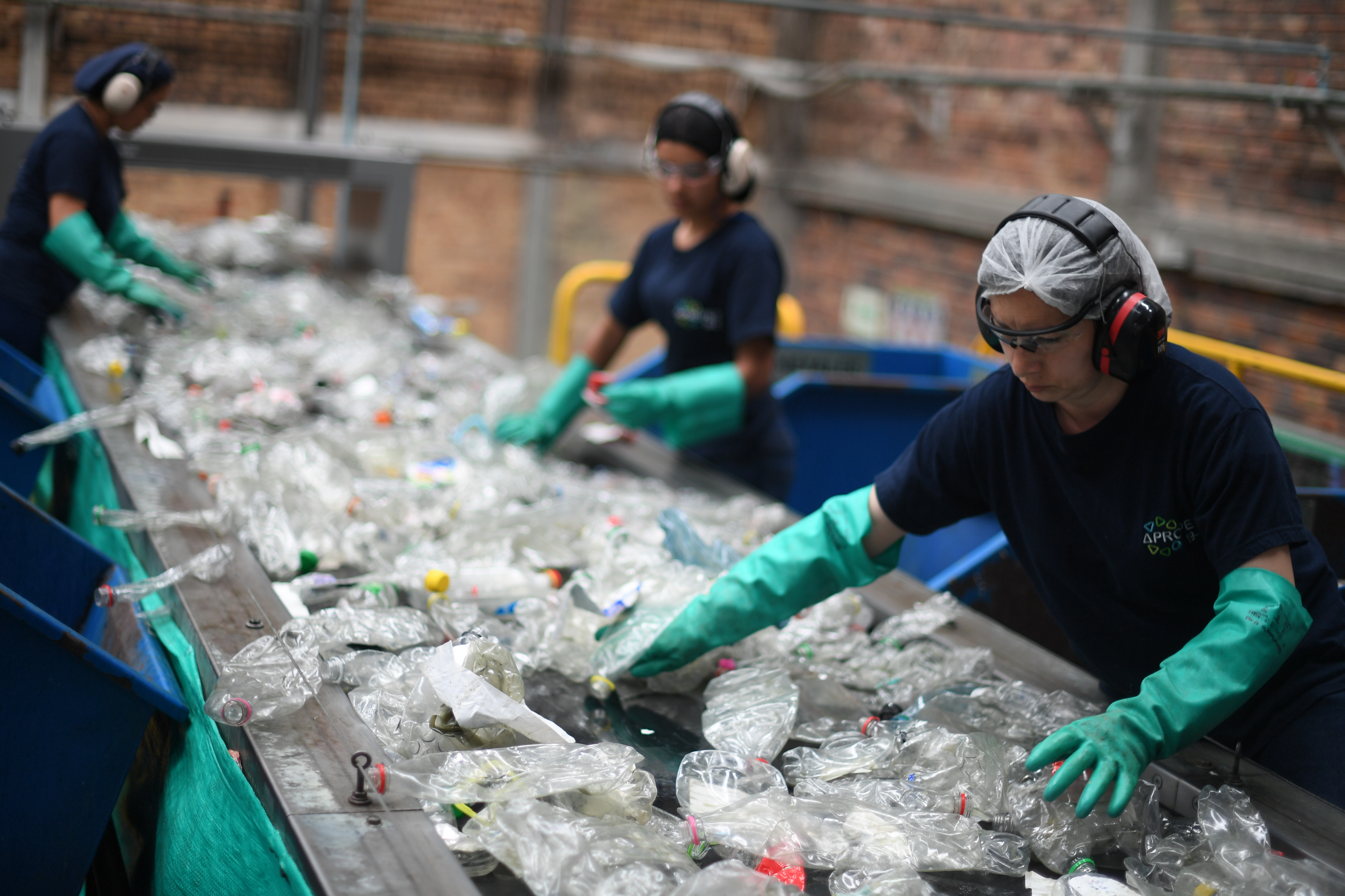 Más de 70 empresas le piden a la ONU un tratado sobre contaminación por plásticos