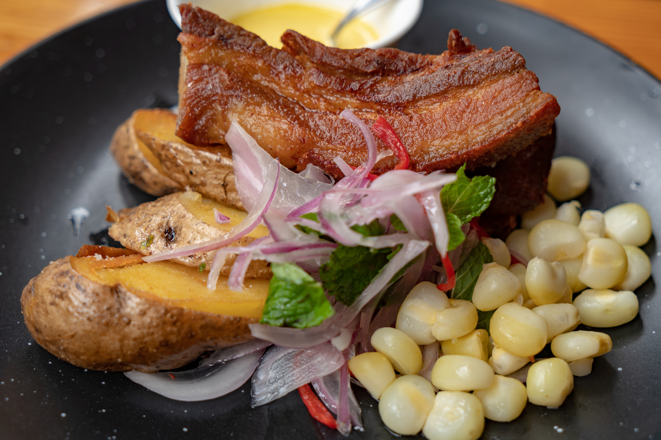 Receta fácil y deliciosa: chicharrón con melado de panela