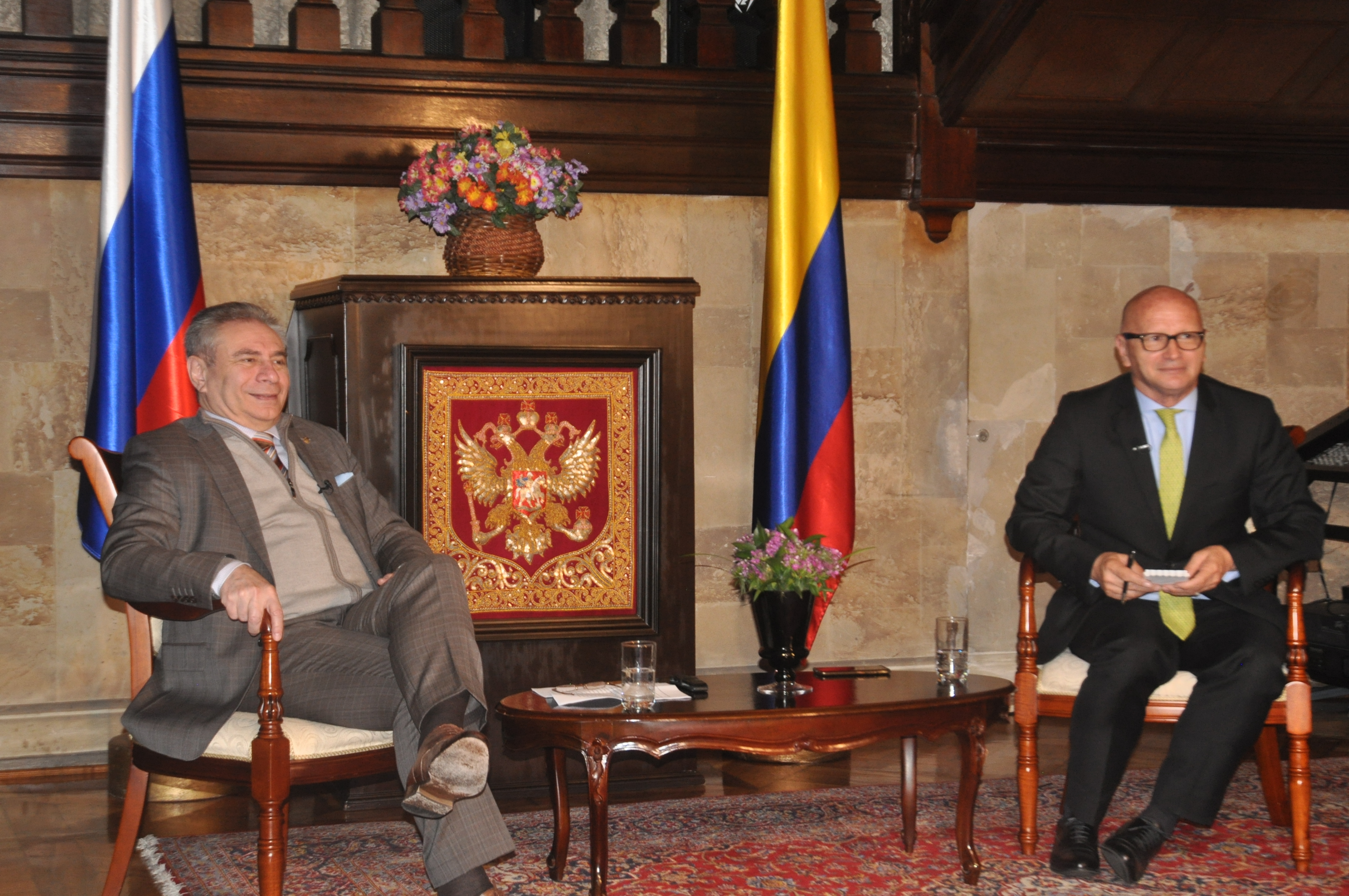 “Estamos abiertos a propiciar un acercamiento Colombia-Venezuela”: embajador ruso