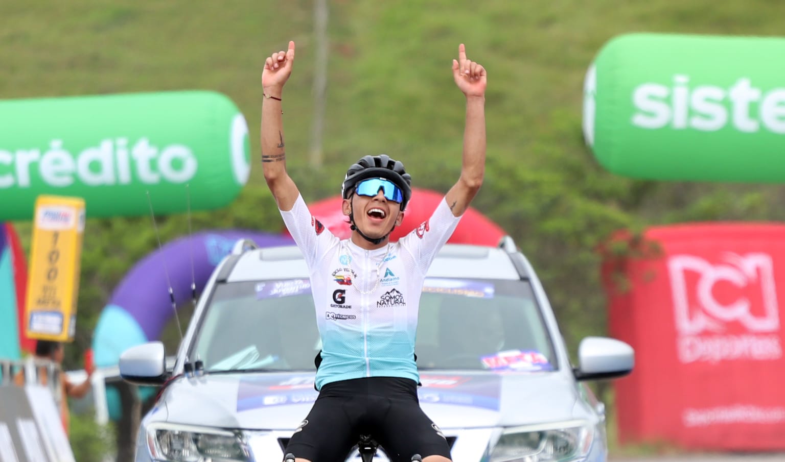 Yonatan Castro se llevó la tercera etapa de la Vuelta de la Juventud