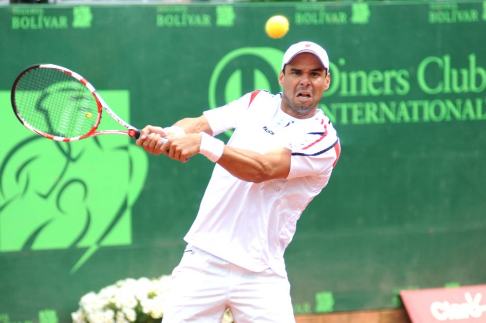 Falla y Giraldo subieron posiciones en el ranking ATP