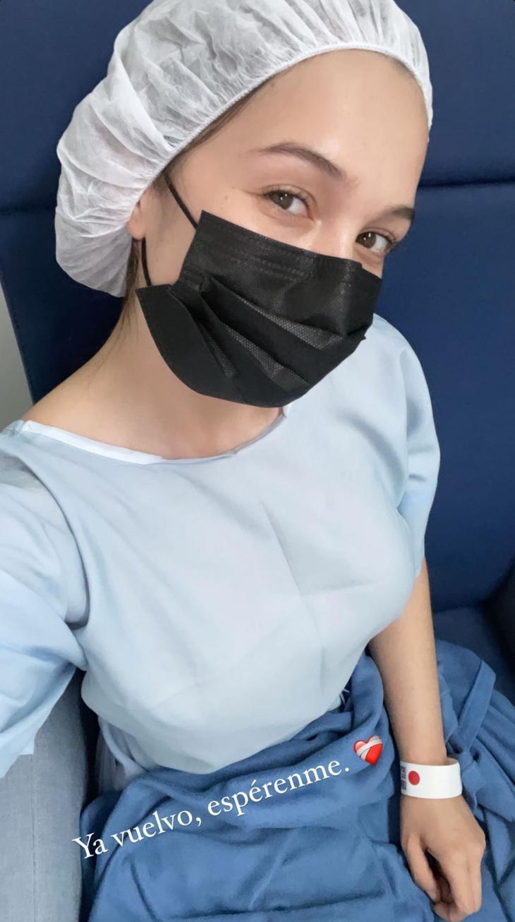 La actriz Lina Tejeiro reveló la razón de su ausencia en redes y contó que será nuevamente intervenida por culpa de los biopolímeros.
