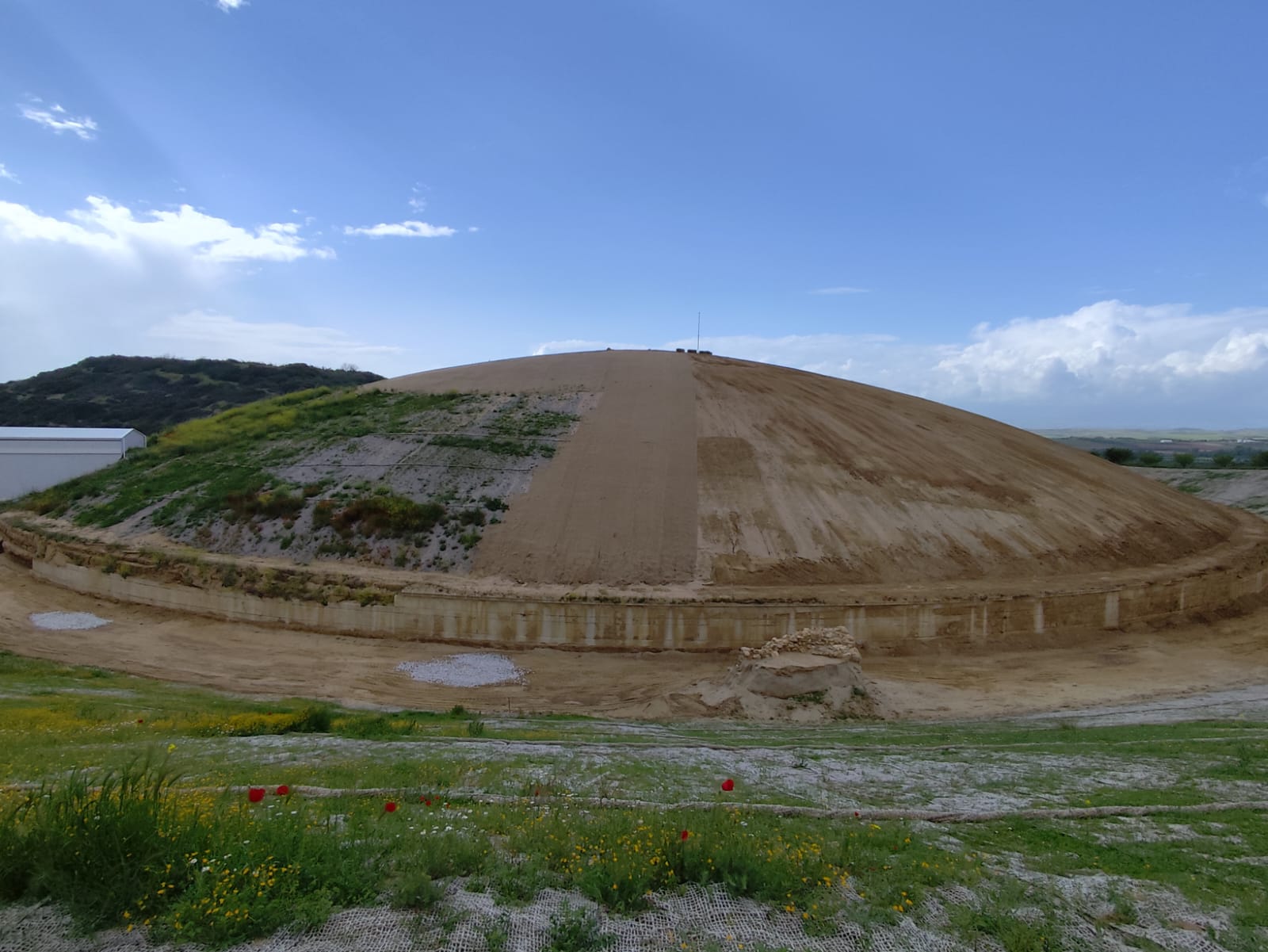 La tumba más grande de la Antigua Grecia, vinculada a Alejandro Magno, fue desenterrada