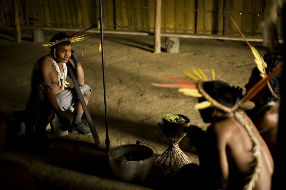 Indígenas colombianos muestran la riqueza natural de su territorio en Roma