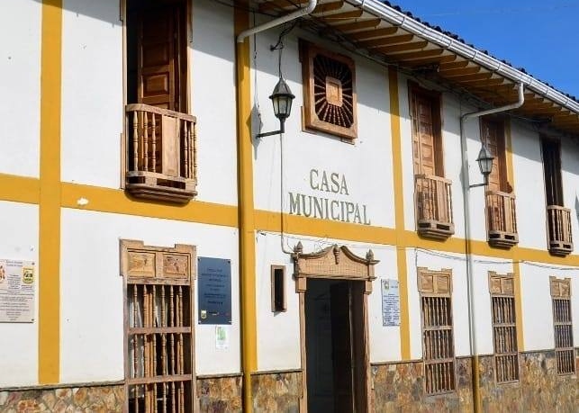 Por aumento de violencia, decretan toque de queda en Anorí, Antioquia