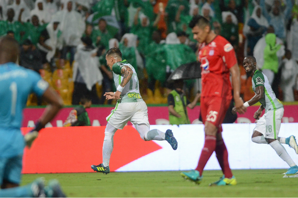 Nacional venció al América y se acerca a la punta