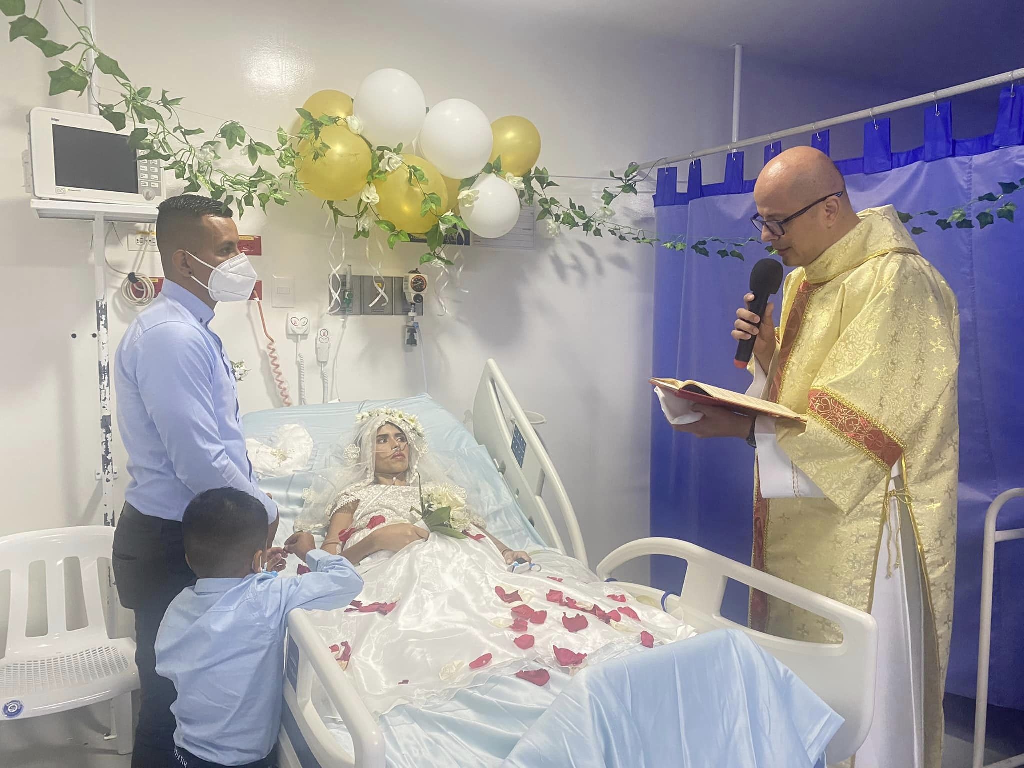 Falleció mujer que se casó con su novio futbolista en hospital de Neiva