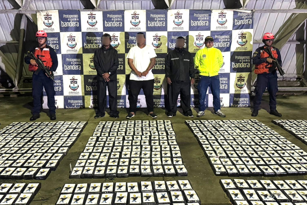 La Armada incautó cerca de tres toneladas de cocaína en el Pacífico