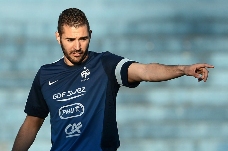 Karim Benzema, operado de una rodilla en Francia