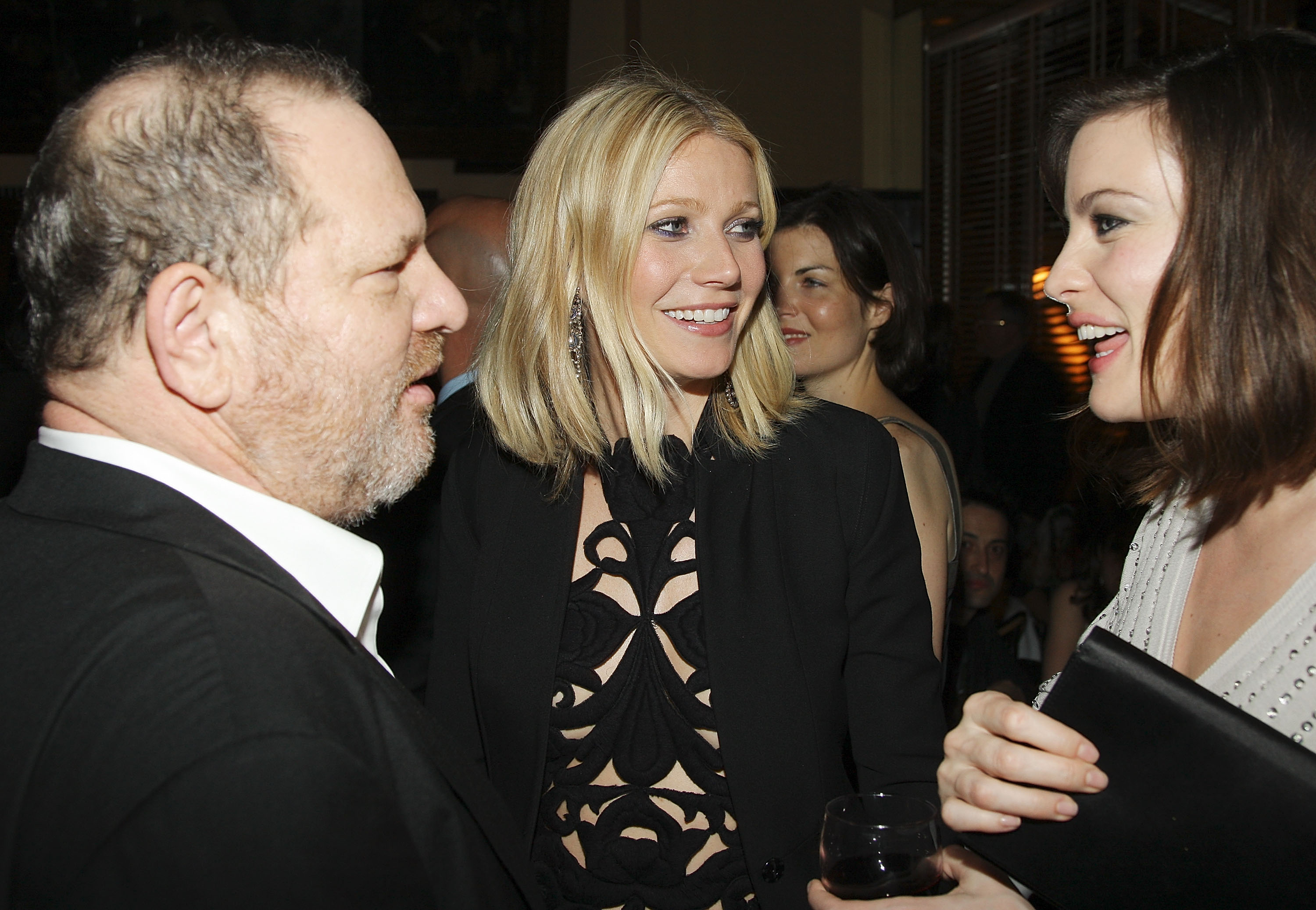 Críticas a Gwyneth Paltrow por trabajar con Harvey Weinstein a pesar de acoso sexual