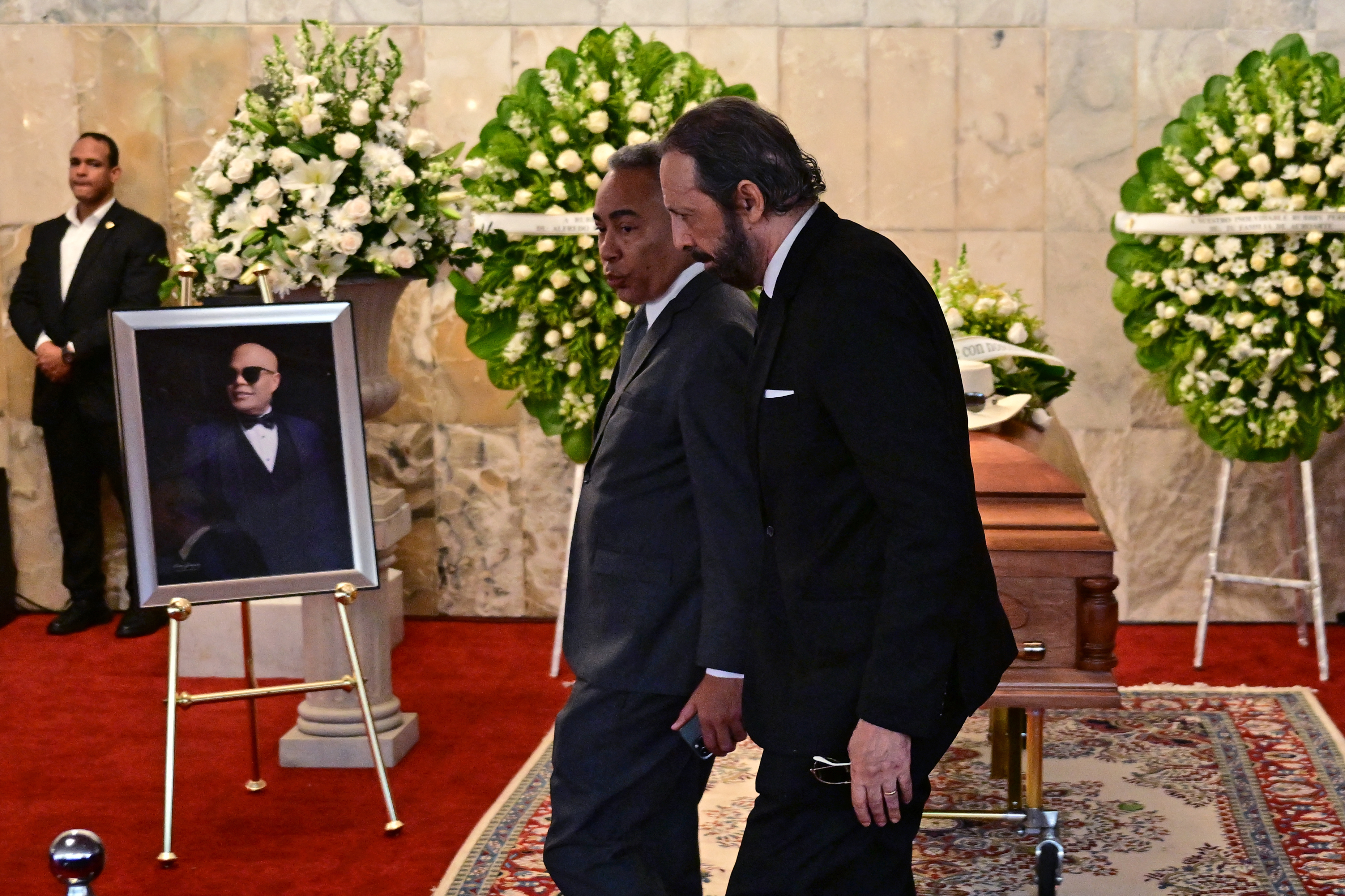 Funeral de Rubby Pérez: imágenes del último adiós del cantante de ‘Volveré’