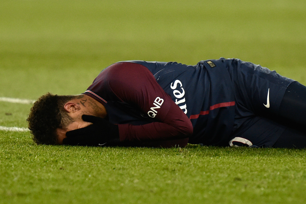 La evolución de Neymar es «satisfactoria» y su pie ya no está inmovilizado