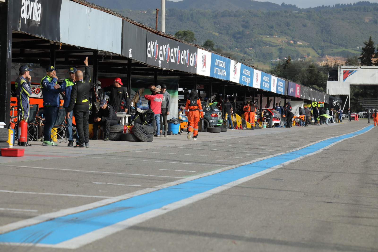 Boxes del Autódromo de Tocancipá.