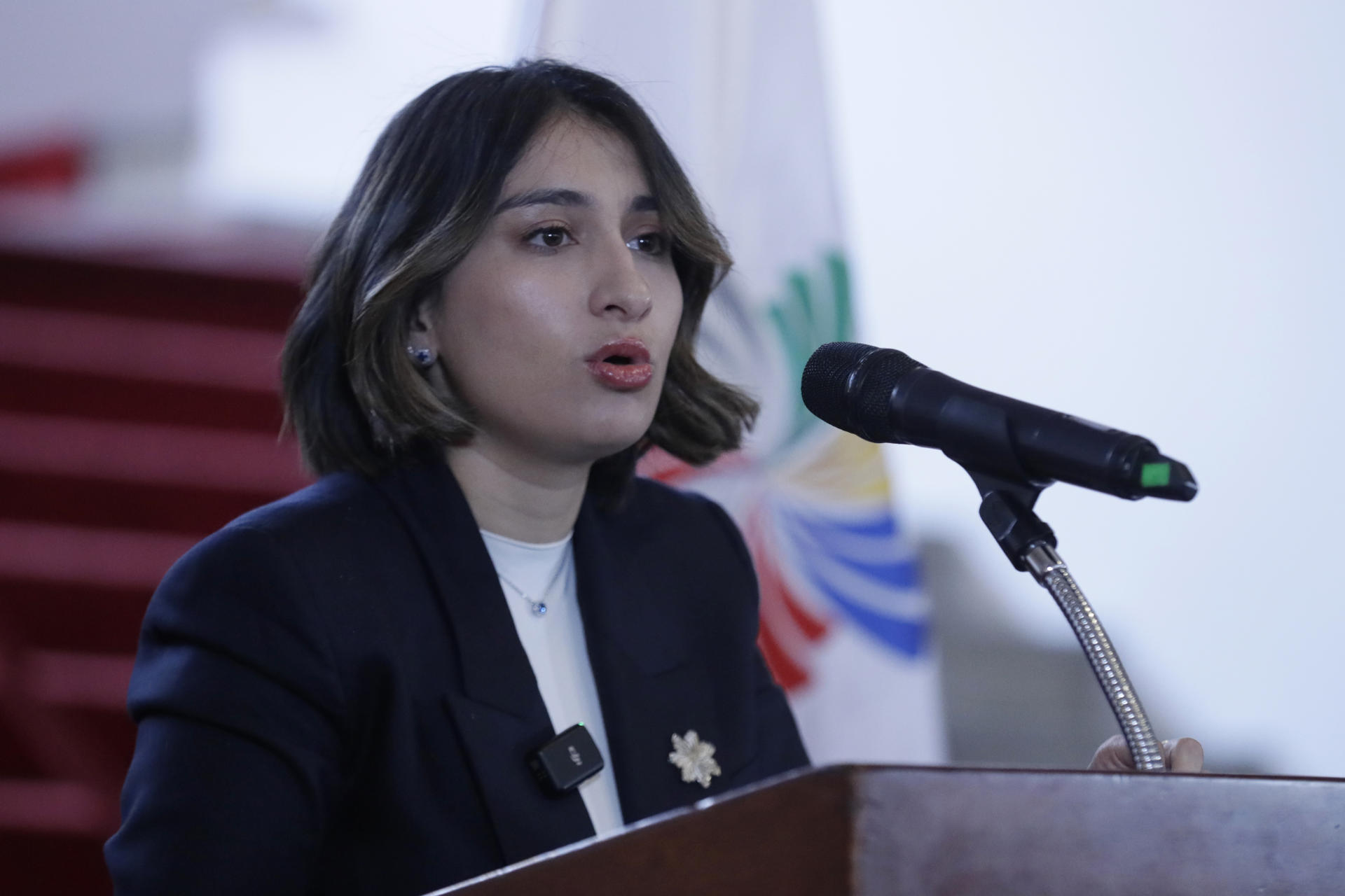 “El tiempo pone todo en su lugar”: Sarabia aplaude prórroga a Thomas Greg para pasaportes