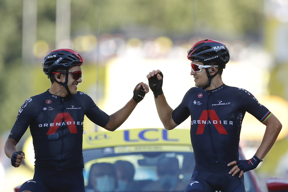 Michal Kwiatkowski ganó la etapa 18 del Tour de Francia con un Carapaz demoledor