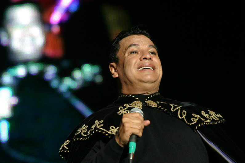 Juan Gabriel: su pupilo en México lo llamó “pedófilo” y “enviado del mal”