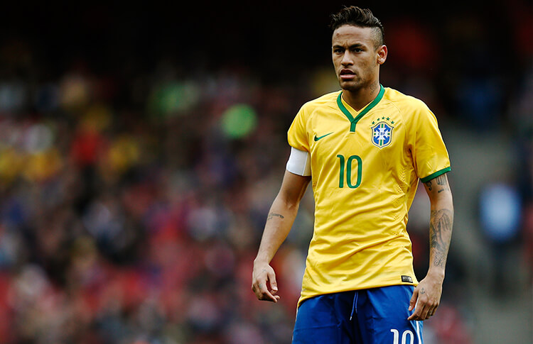Neymar está bien, dicen médicos de la selección de Brasil