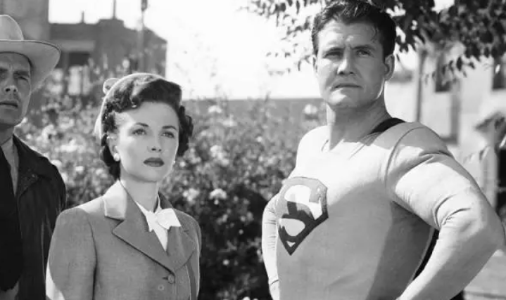 Muere Phyllis Coates, primera actriz que interpretó a Lois Lane en televisión