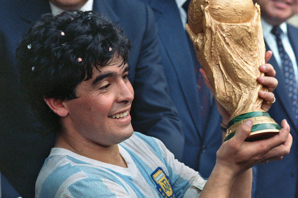 Adiós Maradona, leyenda del fútbol mundial