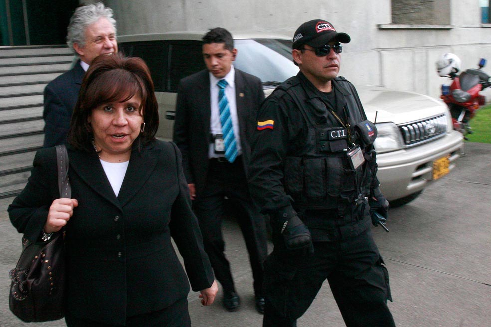 Confirman que asilo de Hurtado es ilegal