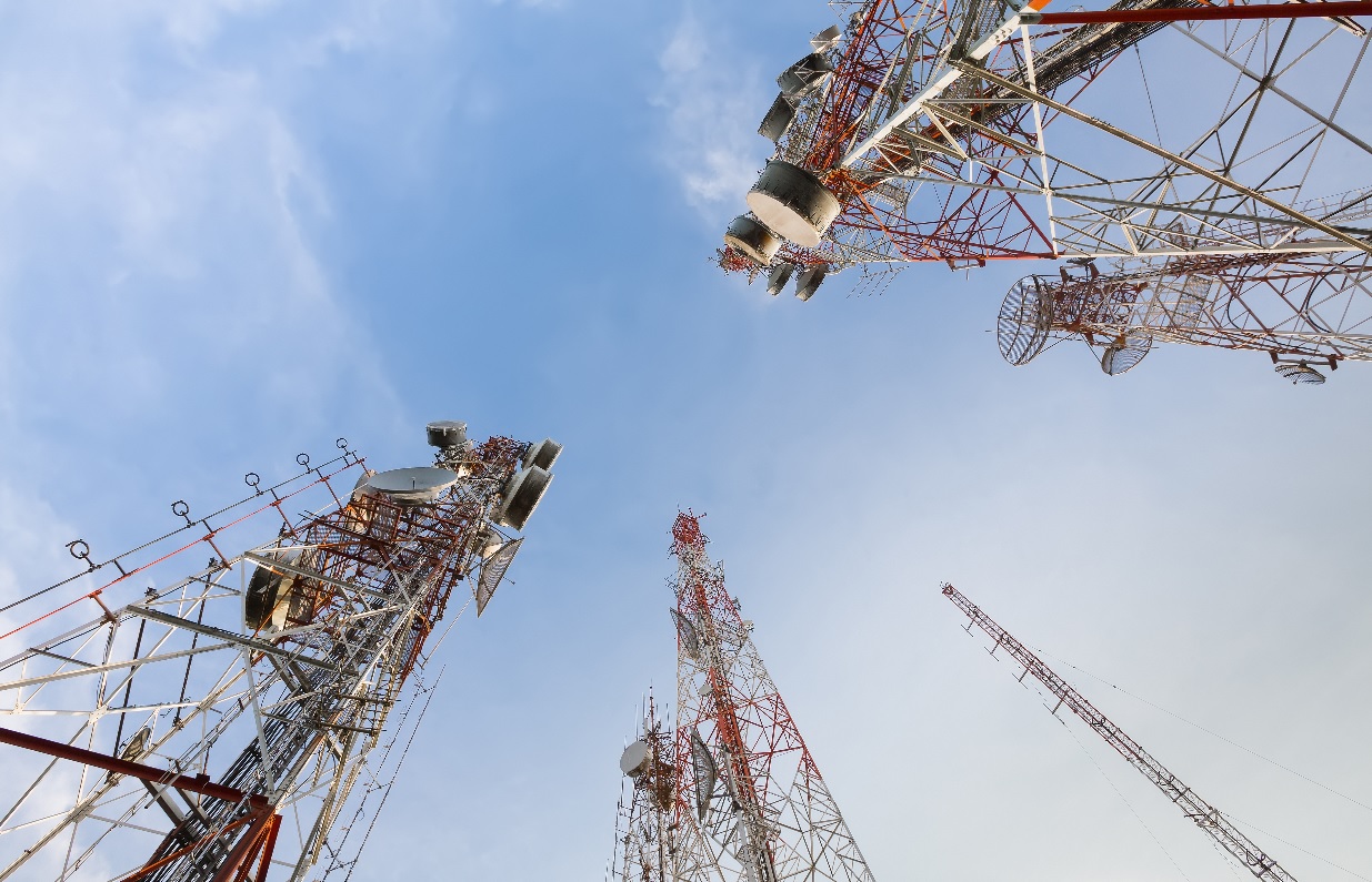 Gobierno aumenta topes de espectro radioeléctrico para telecomunicaciones móviles