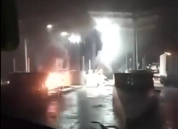 Prendieron fuego al peaje entre Hobo y Gigante, en Huila