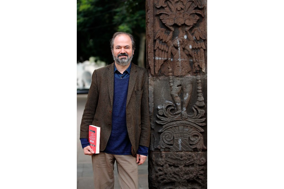 Villoro, un peso completo de la literatura con edad intelectual de 13 años