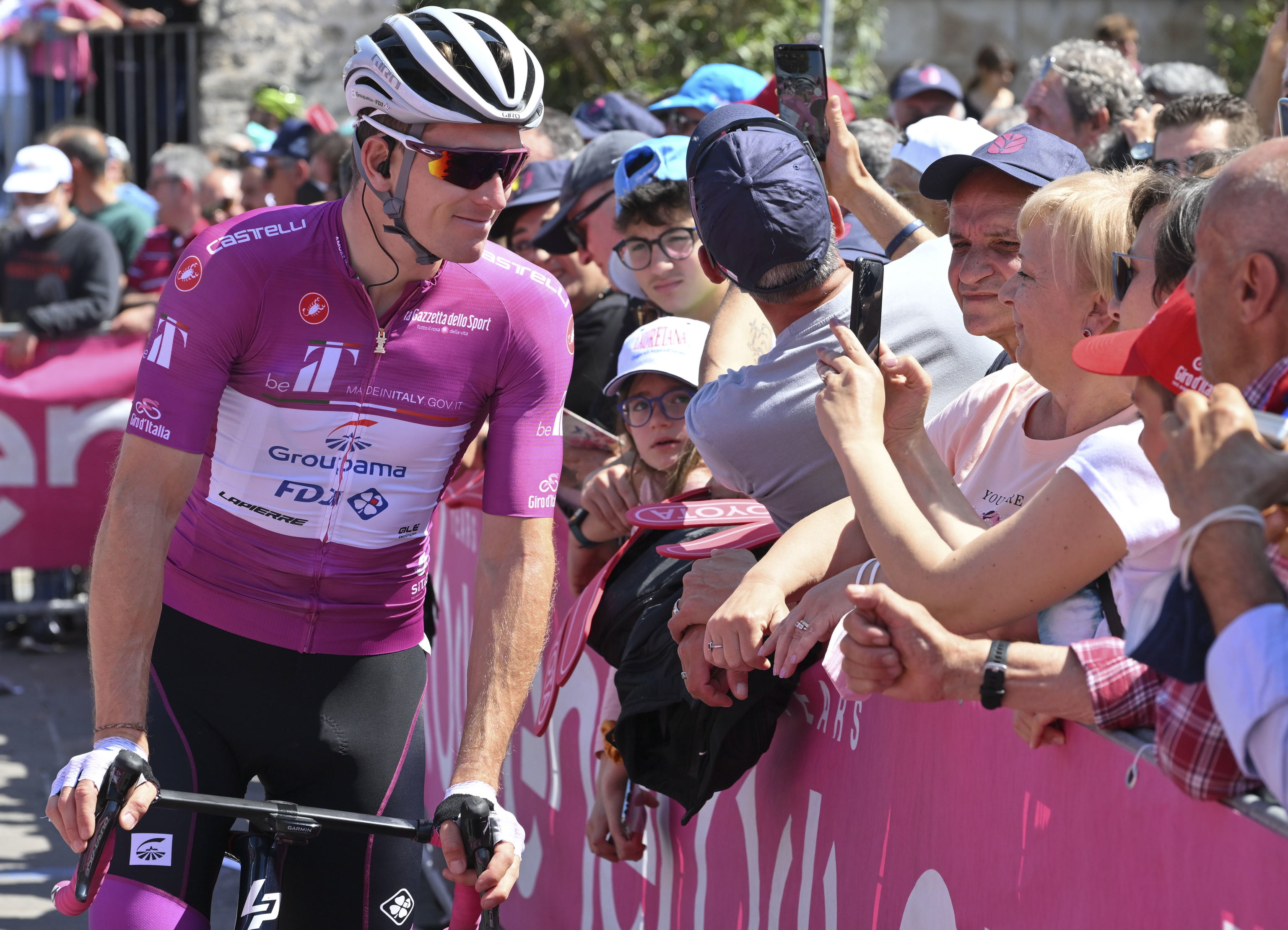 Arnaud Démare ganó la etapa 13 del Giro de Italia 2022; Gaviria fue cuarto