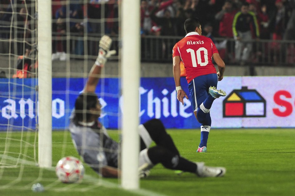 Chile derrotó a Bolivia e igualó en puntos a Ecuador
