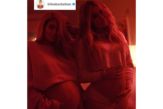 Khloé Kardashian comparte una foto de ella y Kylie Jenner embarazadas