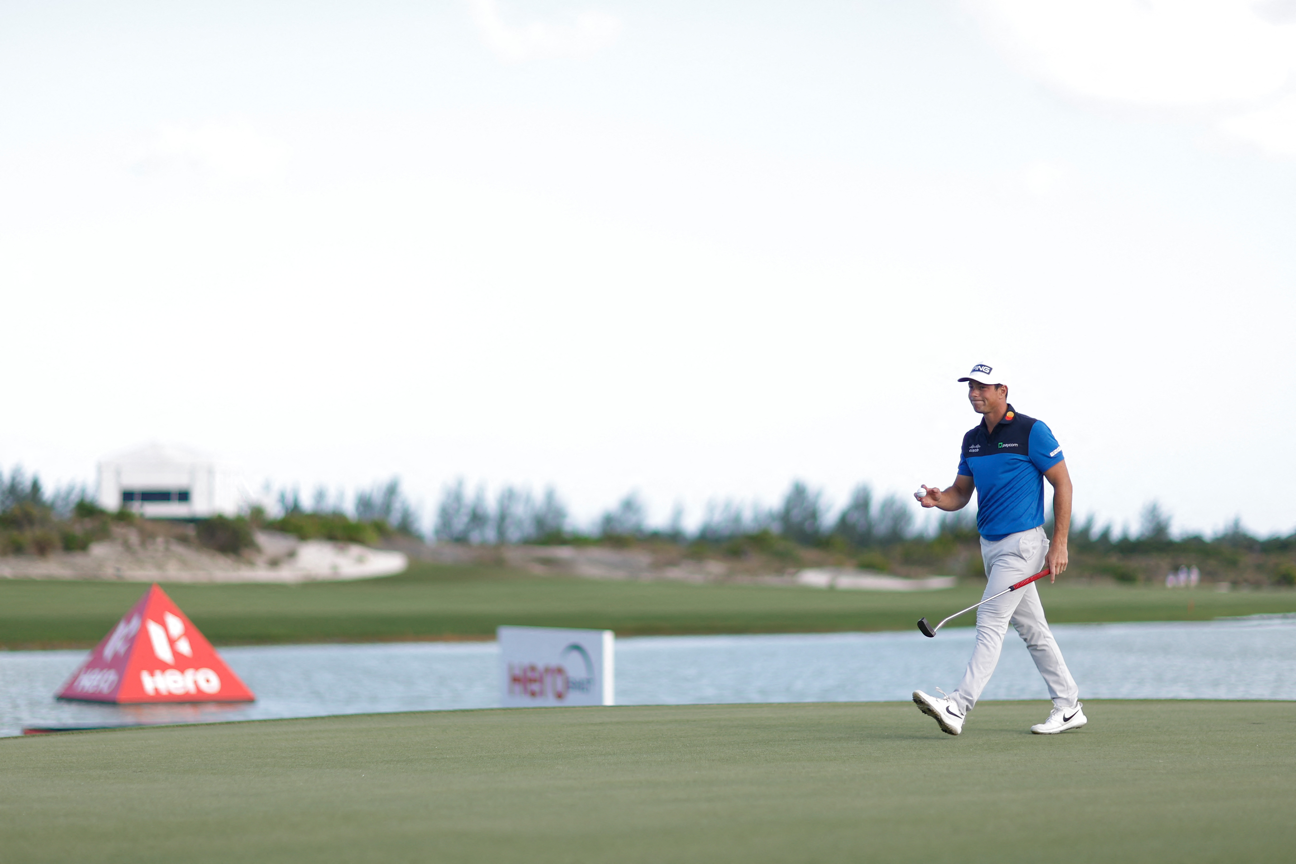 Viktor Hovland, a un día de repetir título en el Hero World Challenge