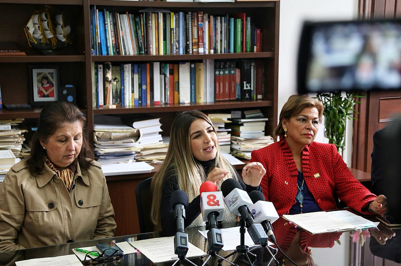 Senadoras conservadoras buscan aumentar penas para explotación sexual en menores