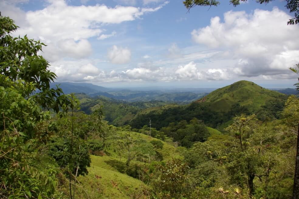 Costa Rica es conocido por ser un país que en treinta años logró triplicar sus bosques gracias a programas de reforestación. / Wikimedia commons