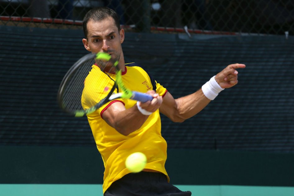 Santiago Giraldo durante el juego de Copa Davis entre Colombia y República Dominicana. Foto: AFP