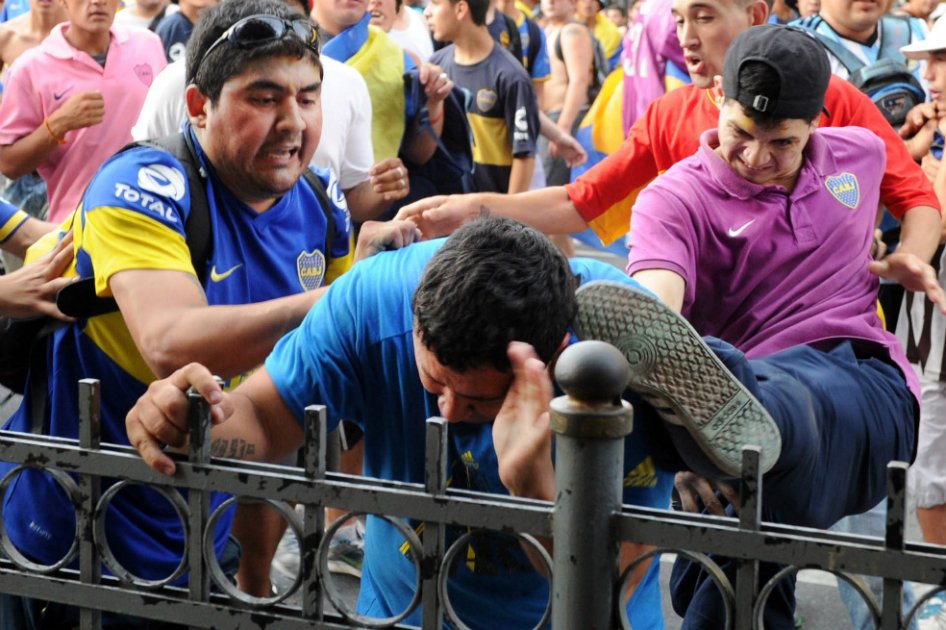 Quinta plaza mundialista para Suramérica peligra por debilidad de Conmebol en caso Boca