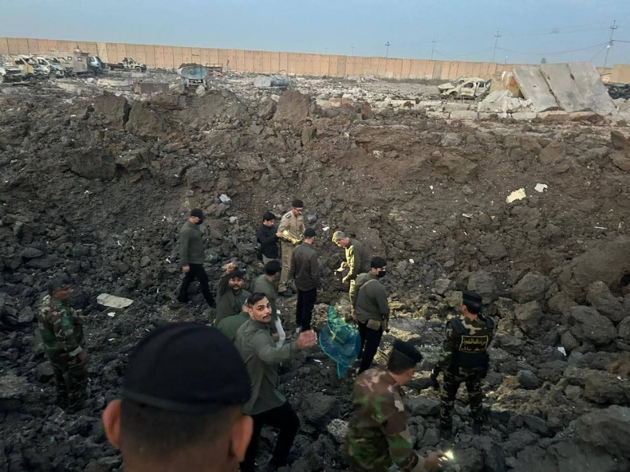 ¿Otro frente? Atacan base internacional de Siria con presencia de EE. UU. desde Irak