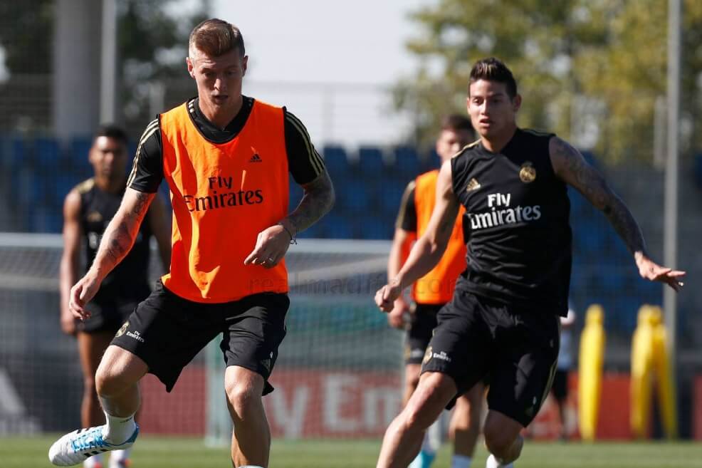 James sería convocado por Zidane para el debut del Real Madrid en la Liga
