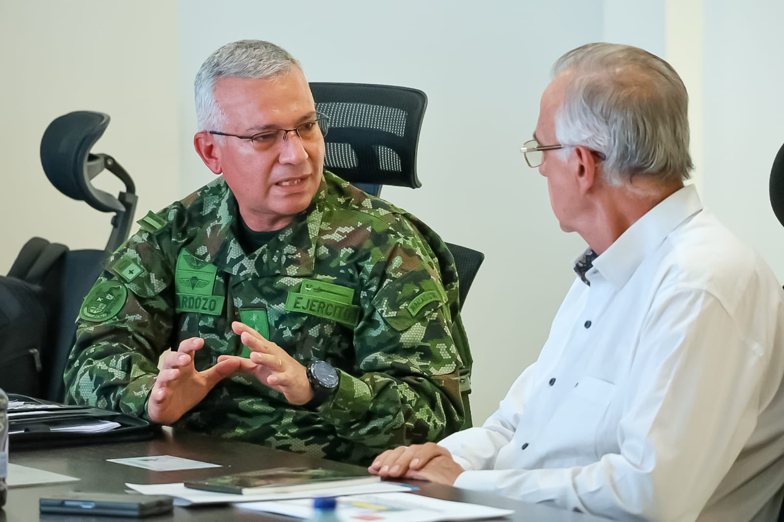 Comandante del Ejército responde ante aumento de ataques con drones de disidencias