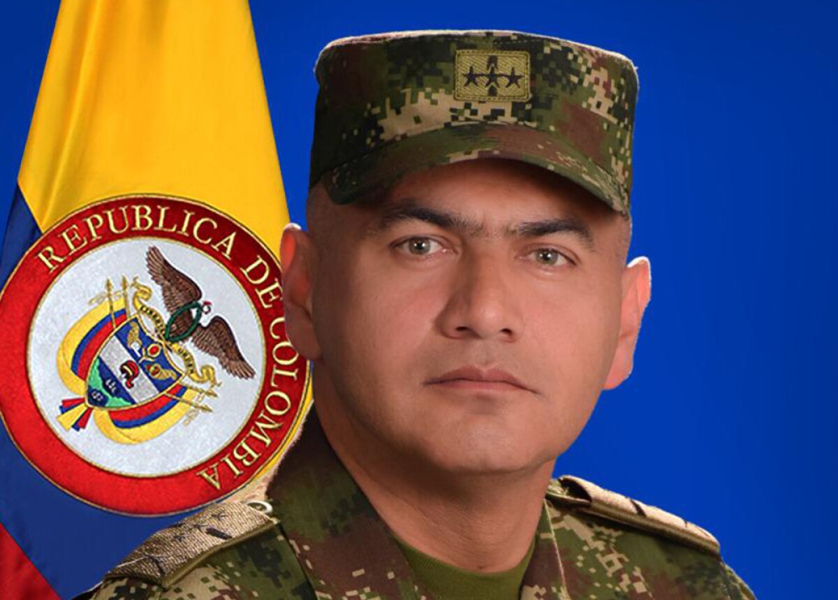 General (r) denuncia complot del Ejército en su contra para desprestigiarlo