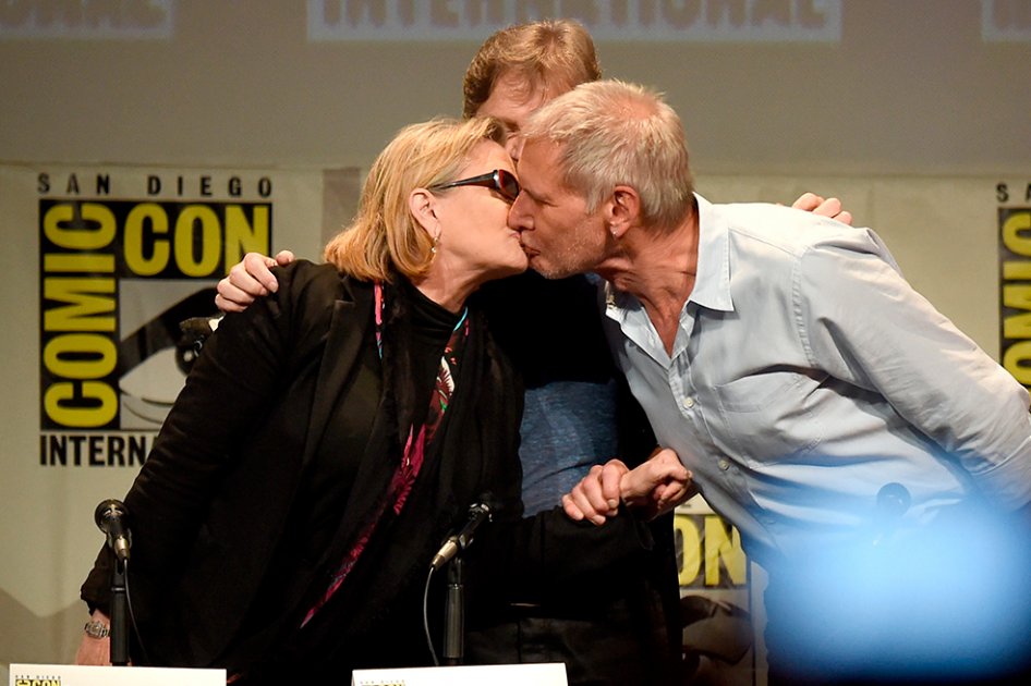 Actriz Carrie Fisher habla del romance que tuvo con Harrison Ford en 1976