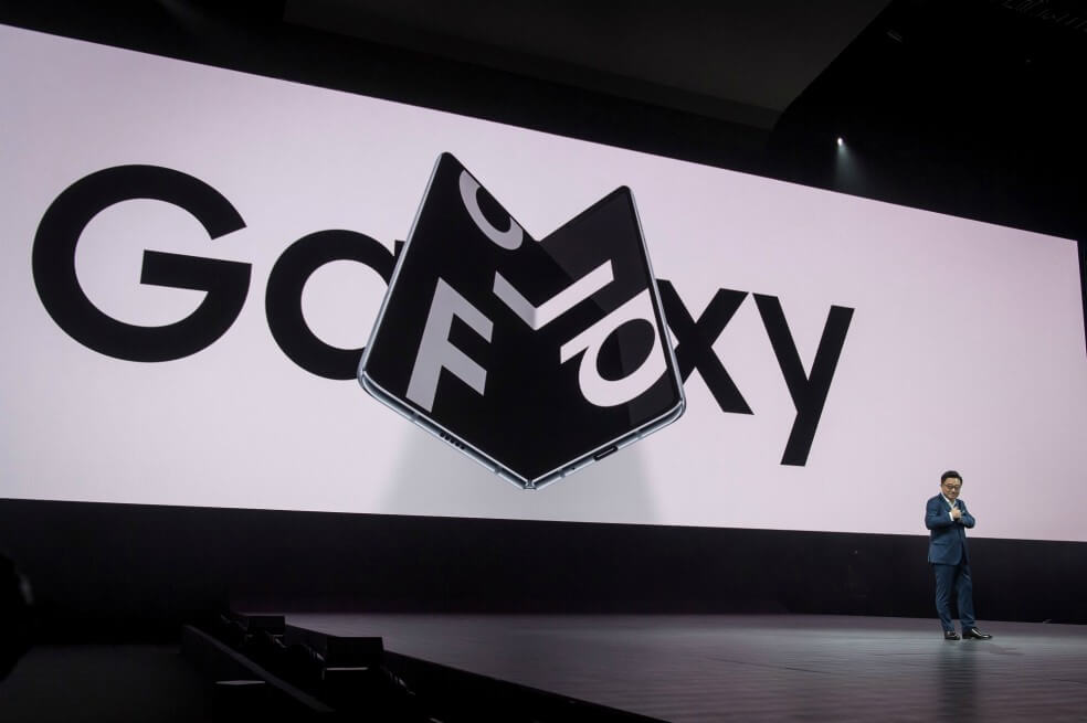Samsung estaría trabajando en más móviles plegables