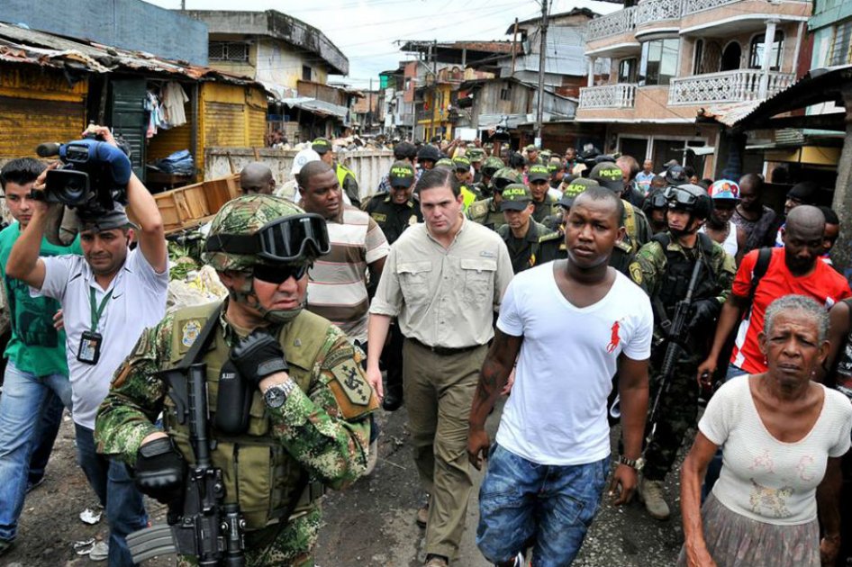 Gobierno anuncia la llegada de 380 policías a Buenaventura