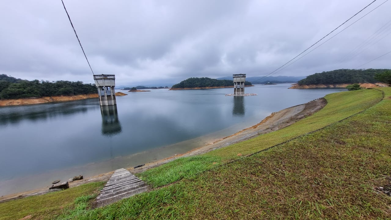 Embalse de Guatapé está por debajo del 50 % ¿qué está pasando?