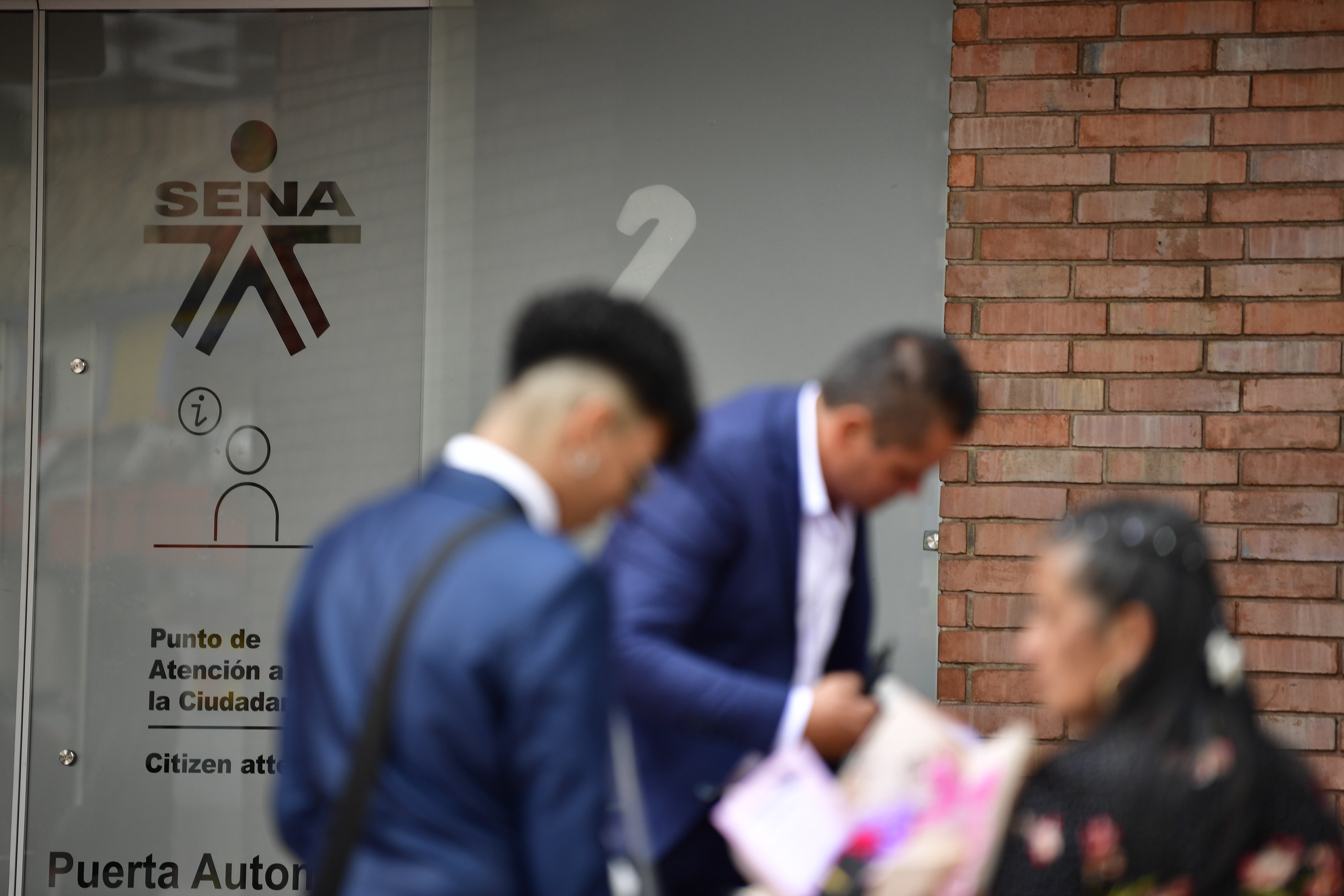 Convocatoria del SENA 2025: vacantes por región y salarios