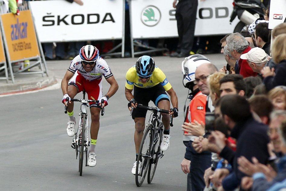 Sergio Luis Henao cabeza a cabeza con Joaquim 'Purito' Rodríguez. Foto: EFE