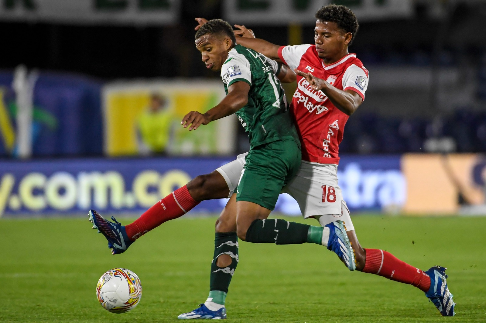 Santa Fe vs. Cali en el estadio El Campín por la Liga BetPlay 2024