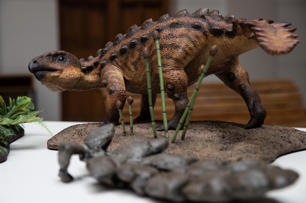 Encuentran huesos del que podría ser el dinosaurio depredador más grande de Europa