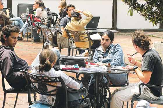 Al terminar 2012 ¿cuánto cuesta la Universidad?